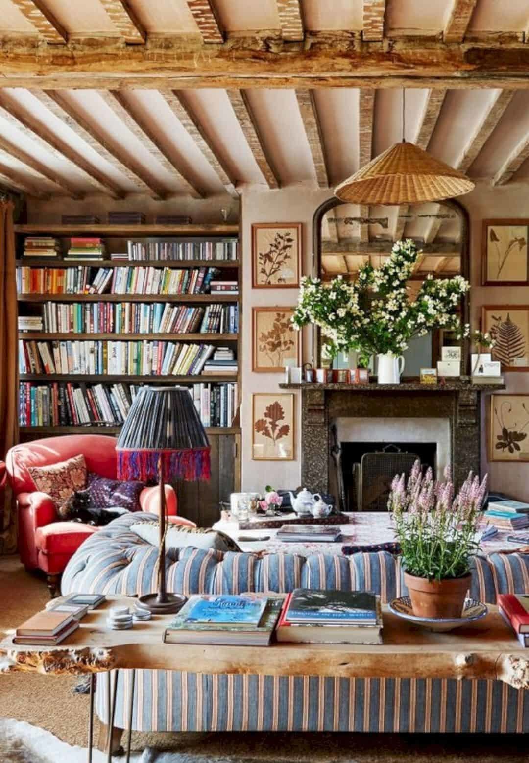 English Country Cottage | Country Homes and Manor Decor 1