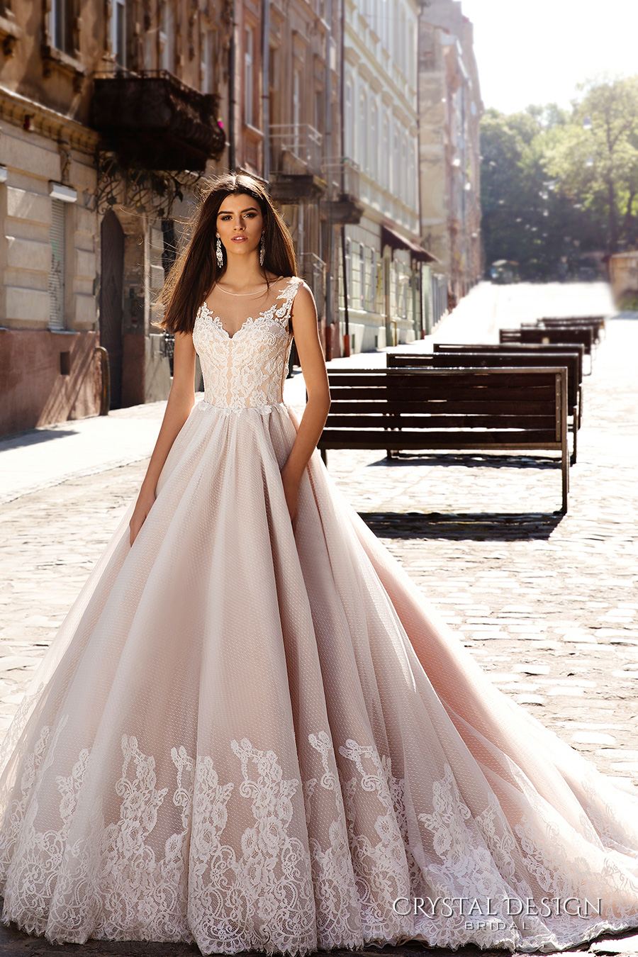 32 Gorgeous Wedding Dresses Ideas for 2019
