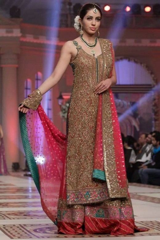 2015 Designer Wedding Dresses Pakistani Lovely Latest Best Bridal Walima Dresses Designs 2016 17 for Weddings