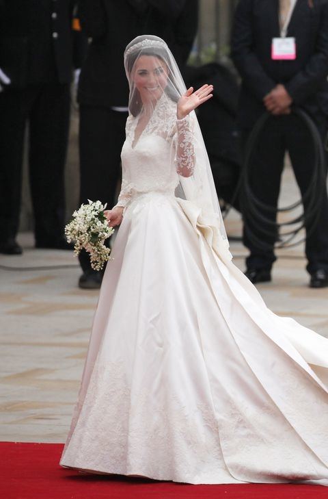 Pippa Middleton Wearing Two Wedding Dresses Like Kate Middleton | PEOPLE