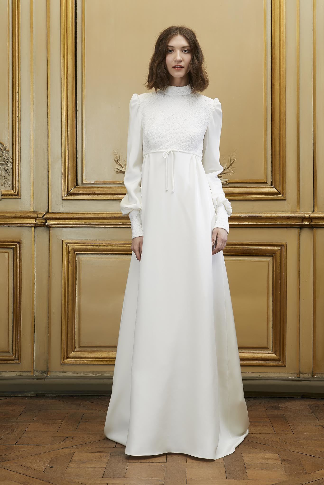 Wedding Dress – Open back Sleeveless High Waist