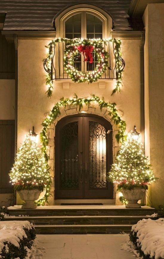 traditional outdoor decorations ideas outside christmas decorating planters  pictures