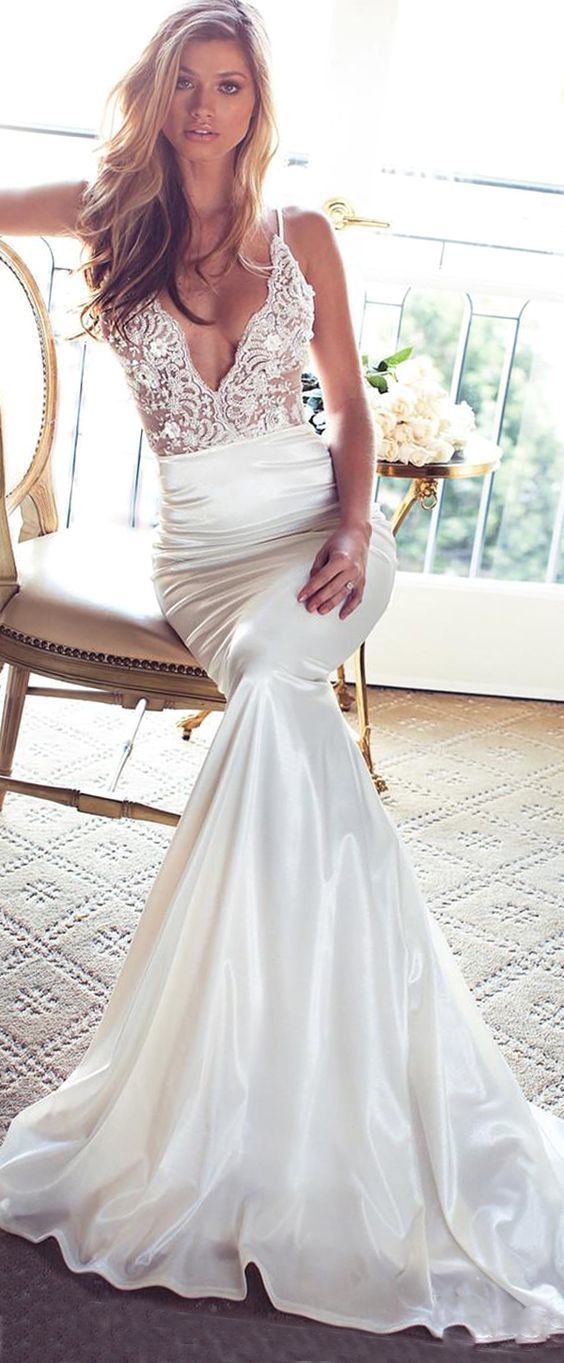 LAGUNA // Sexy trumpet wedding dress bohemian wedding dress image 0