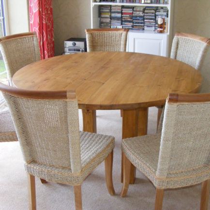 Corona Mexican Pine Dining Set 6' Dining Table & 6 Chairs