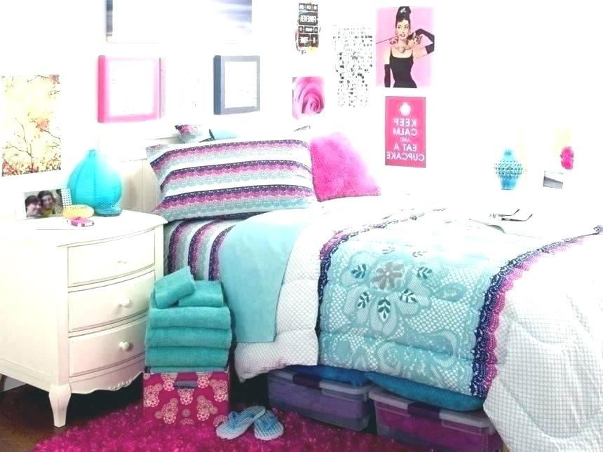 Project Nursery on Instagram: “SPOTTED on @projectjunior: This shared  sisters room is just total dreaminess