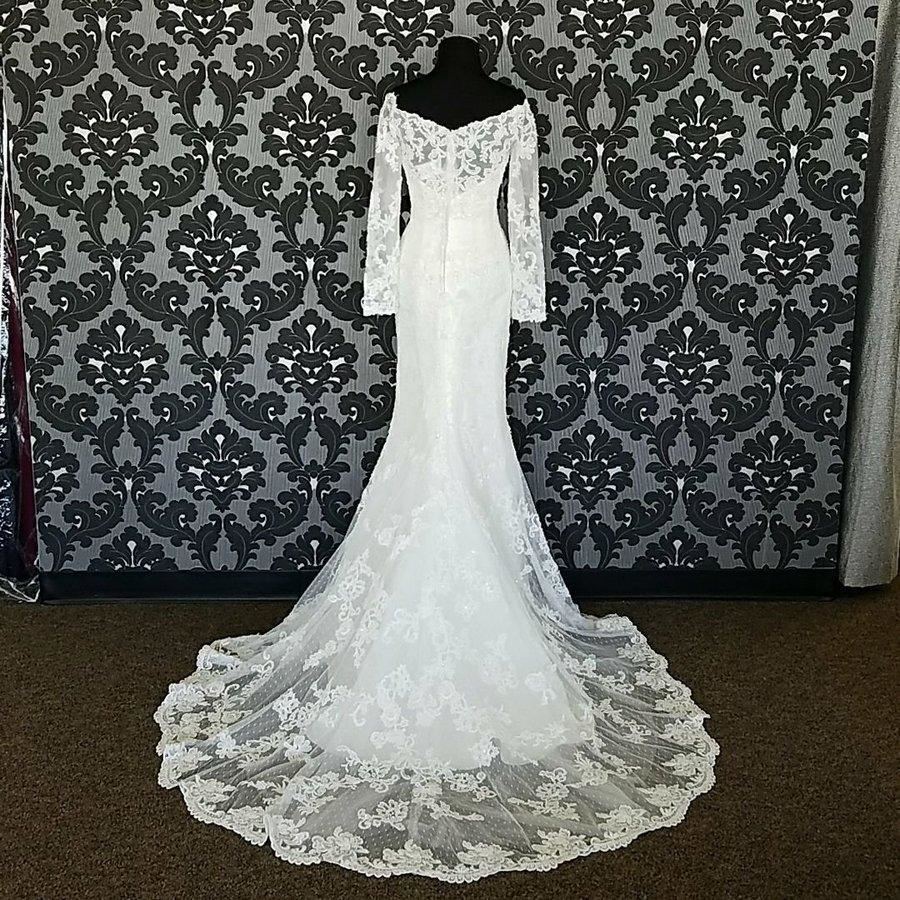 MORI LEE 6835 Pearl And Crystal Beaded Fit And Flare Wedding Dress Size 12