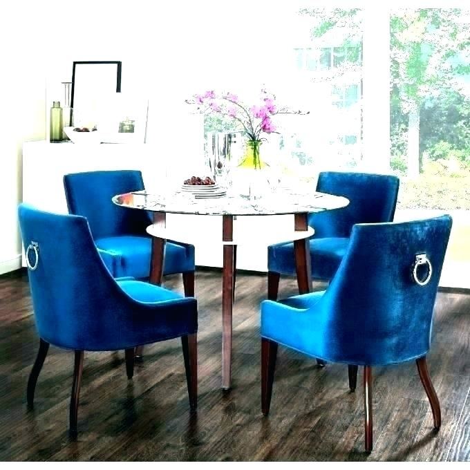 Luckily my blue chairs look great with the table as well
