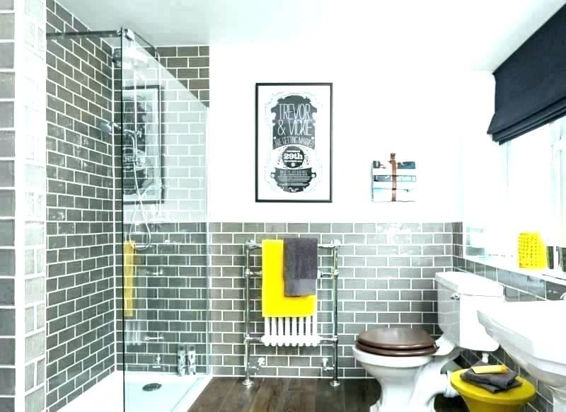 I hope you have enjoyed taking a look a these beautiful vintage bathroom  ideas today! I think the bathroom is probably one of the easiest rooms to  quickly