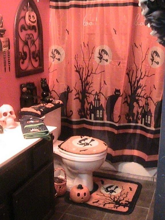 halloween bathroom decor